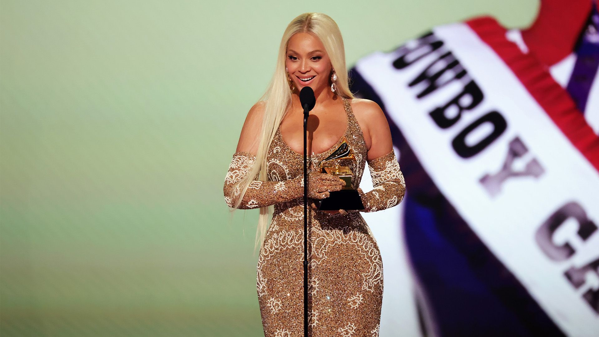 誰是皇馬新援阿爾達·居勒爾？"土耳其梅西"？"土耳其厄齊爾"？.