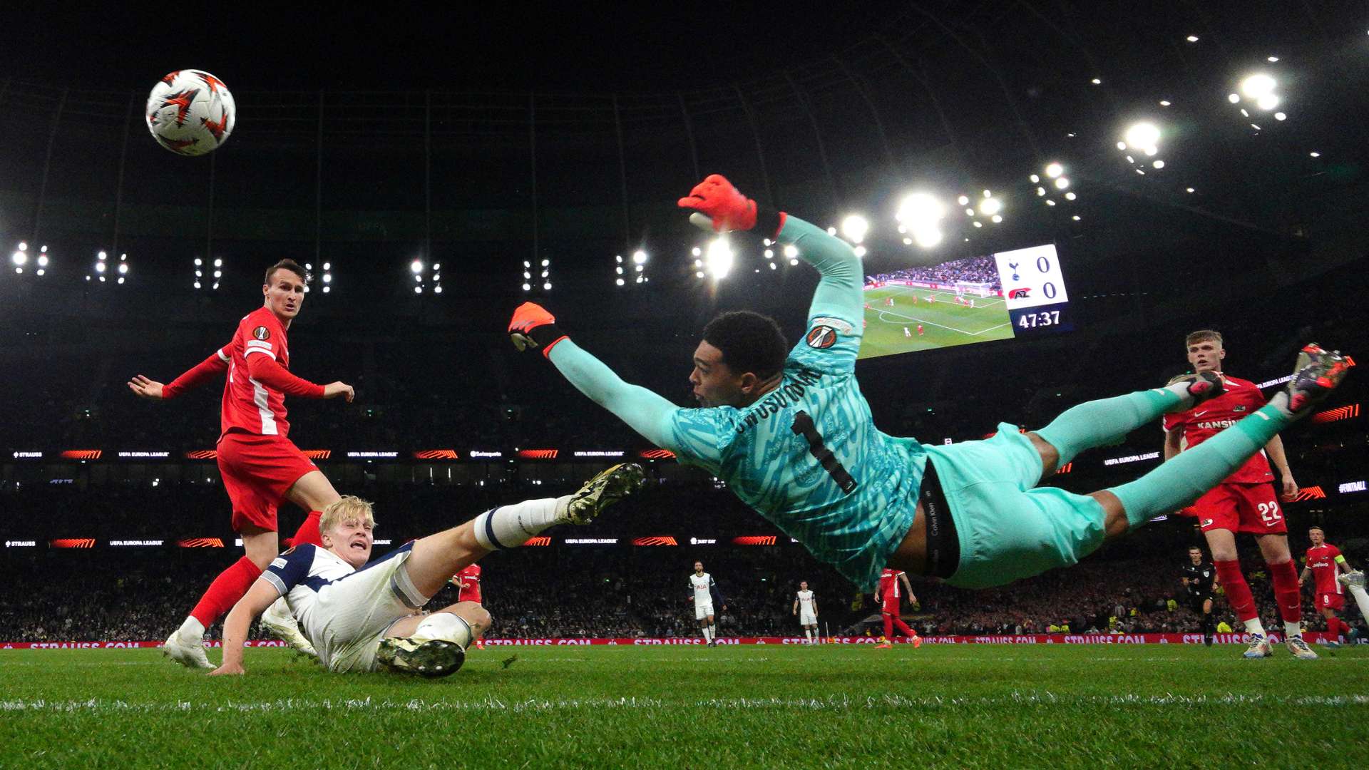 备极高的篮 备极高的篮